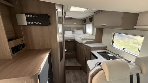 Carado T338 - LONGITUDINAL BEDS model 2024