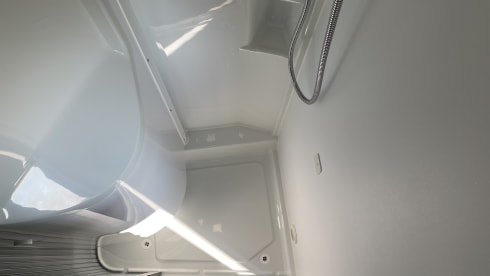 Adria Twin 640 SGX Plus A AUTOMATIC