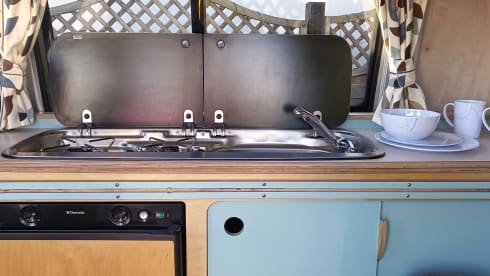 Harley – T5 VW Pop-top 4 Berth (SWB) Campervan (2010)