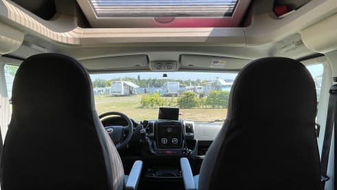Luxury double queen bed camper Chausson – Fully furnished 
