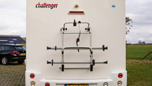 Luxe  4p camper – 4p Ford semi-integrated uit 2015