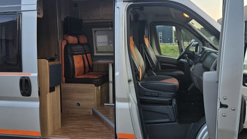 2p Fiat bus from 2008
