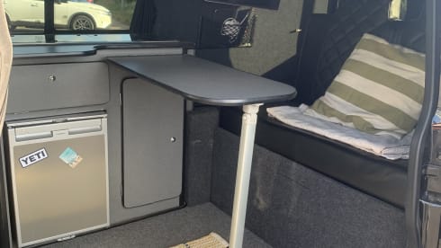 Dora – 4 berth VW Transporter Campervan 