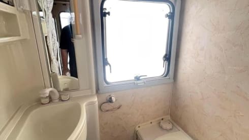 SEF – 4 berth Peugeot alcove from 1997