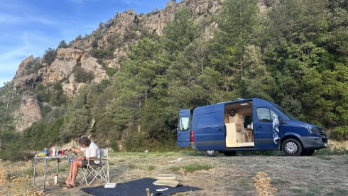 ONA – 2-seater Volkswagen bus from 2011