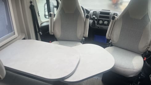 2p Carado campervan uit 2024