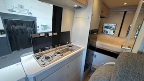 4-seater Mercedes-Benz bus from 2023