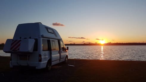 Ford nugget – Klaar voor een mooie reis: Ford nugget 4p 2007 campervan