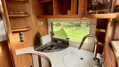 Reispaleis – Comfortable and stylish integrated 4p Carthago Chic C-Line II