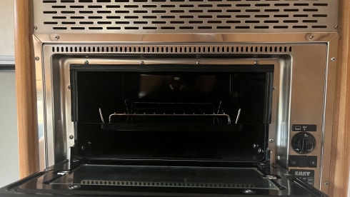 Campie – 4p Chausson semi-integrated uit 2004