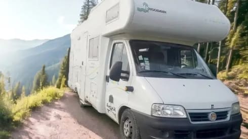 Camper Family Adventure  – Attic Camper, Pilote, Super-equipped, Air Conditioning