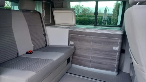 CalOcT6 – 4p Volkswagen campervan from 2018