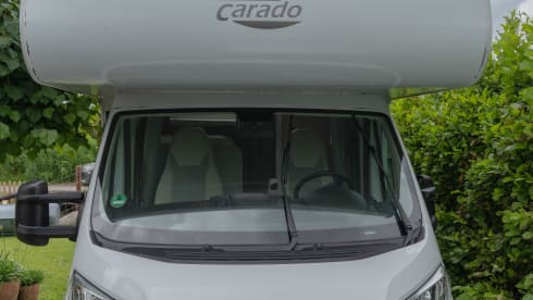 Brutus – 2018 - Luxury Hymer Carado with 6 sleeping places with great comfort