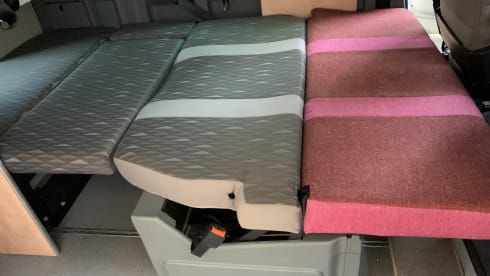 De Nugget – 4p Ford campervan from 2008