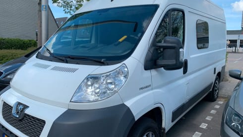 romantic campervan 2p 