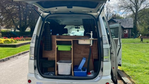 Sid – 2 berth Toyota campervan from 2005