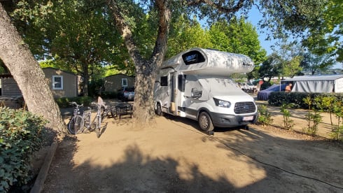 Benimar Sport – Super practical 5 person family camper