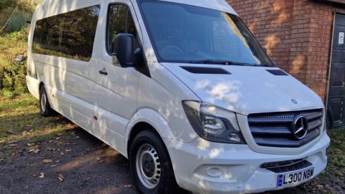 Bolt – 3-4 berth Mercedes-Benz camper