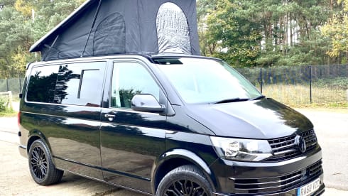 Camperino  – VW Campervan T28 Pop, 4 Berth