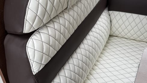 FORSTER 738 EB, 4 persons, garage and scooter included