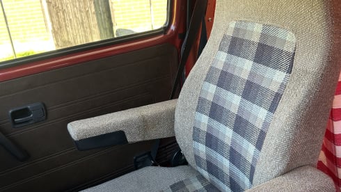 Woodie woodstocker – 2p Volkswagen campervan uit 1984