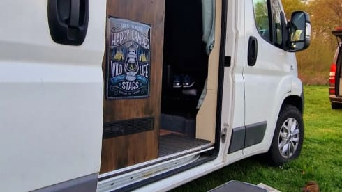 Fiat Ducato – 2p. Fiat Ducato off grid bed 160x200