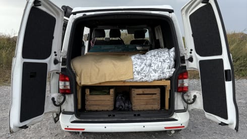 Brown Bear  – 4 berth Volkswagen campervan from 2013