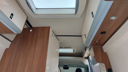 Westfalia Amundsen Camper with Busbiker