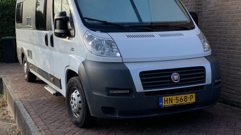 Knaus VanTourer 630 Bus Camper 