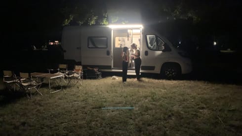 Knaus Boxstar Family - 140HP - adventurous camper bus