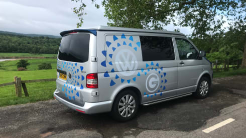 Lady Luna – VW Campervan - 4 berth with awning.