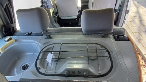 Bossanova – 4p Volkswagen bus from 1995