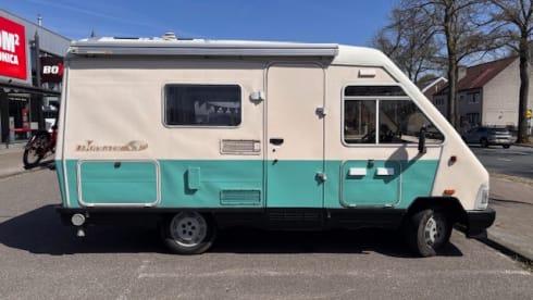 Le voyageur – 4p Peugeot integrated uit 1993