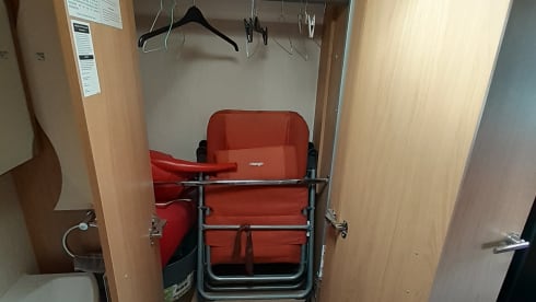 Roxanne – Dog Friendly, 2 berth , Adventure Holiday 