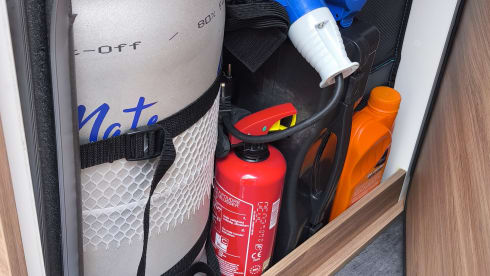 Off-grid campervan with lift-up bed, large garage 2024