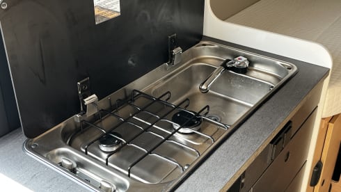 Camperrent 400 – 3p Sunlight bus from 2025