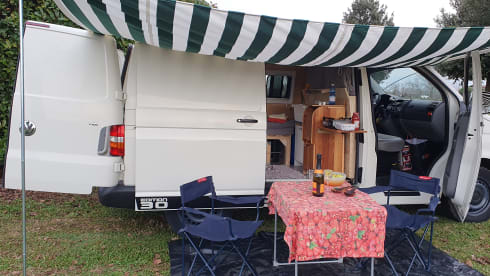 Bornfree  – Bornfree, adventure camper van