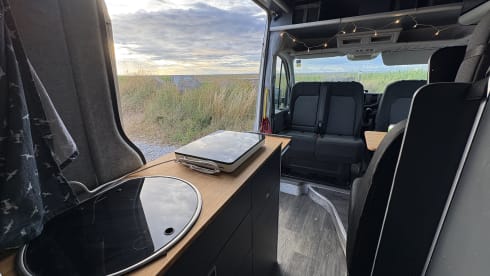 Vandalf the Grey – 4 berth VW crafter/camper, 2020 auto 