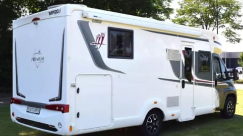 Rapido – Modern 4p Rapido 696F premium edition