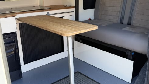 Jura – Jura - VW Transporter T6.1 4 Berth