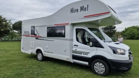 Roamify Motorhome Hire  – 6-Bett-Roller Team Zefiro 675 (Auto) - www.roamify.co.uk