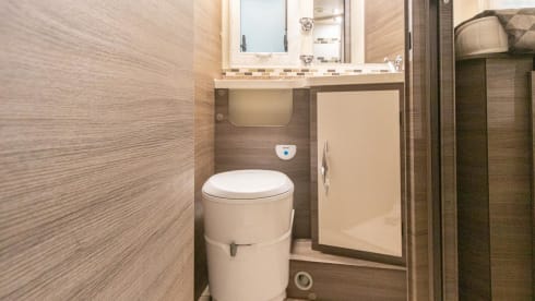 001 – Lussuosa nuova casa mobile in affitto - 4 posti letto - Patente B