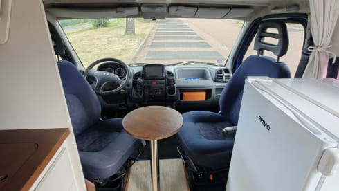 Lotta – 2-seater Fiat bus from 2002