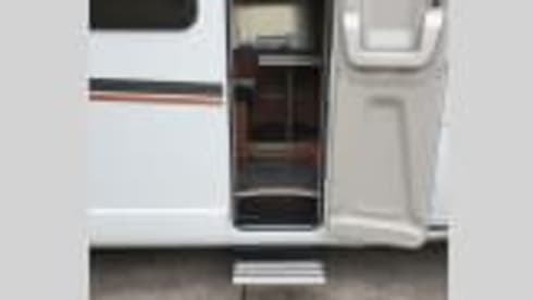 Peppi – Weinsberg CaraCompact 600 MF