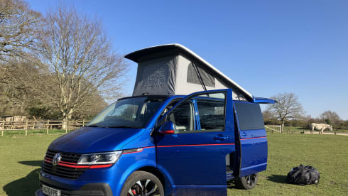 Timmy – 4 berth Volkswagen campervan from 2020