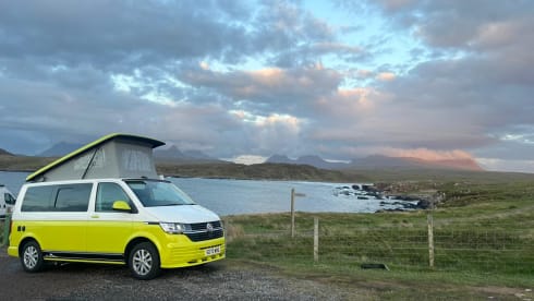 Sunshine  – 4berth T6.1 VW. Insurance included.