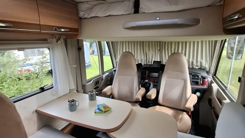 4p Hymer integrated from 2010
