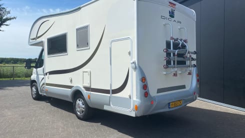 6-8 p Fiat alcove spacious family camper