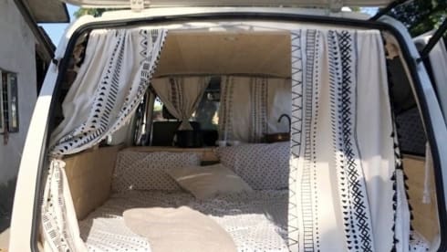 Jiek – Wine van WITH HEATING