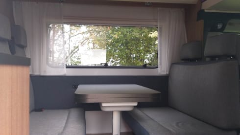 Very spacious family mobile home (11-2018) 4 to 6 sleeping places 